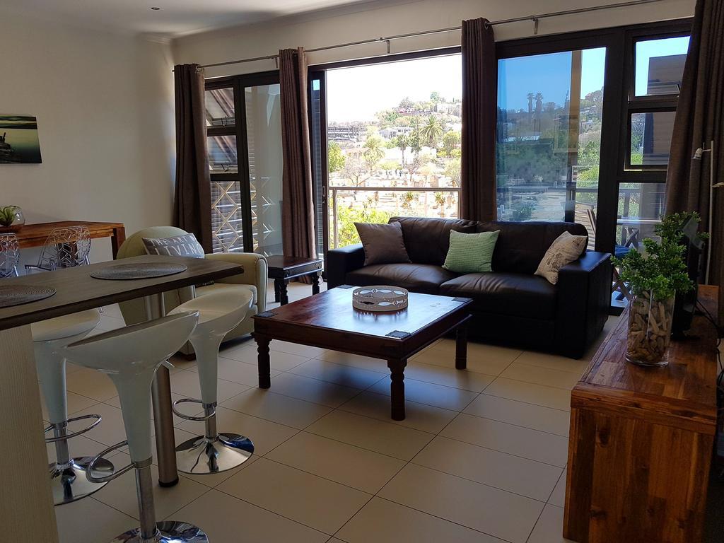 Rieks Van Der Walt Self-Catering Apartment Windhoek Exterior foto